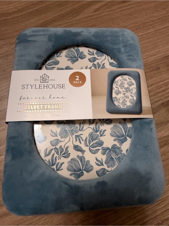 Style House Other - Stylehouse Velvet Oval Picture Frame in Dusty Blue - 2 Pack